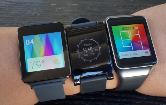 android-wear-vs-pebble